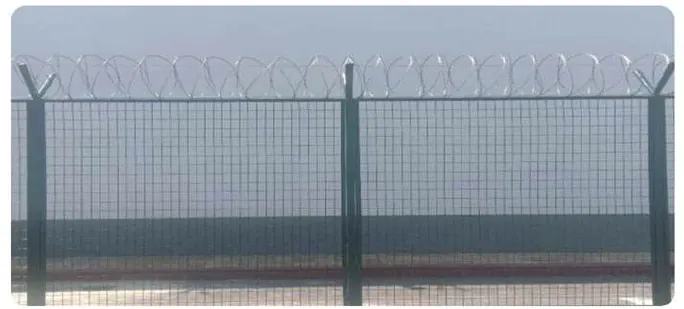 Security Mesh Fence image 2